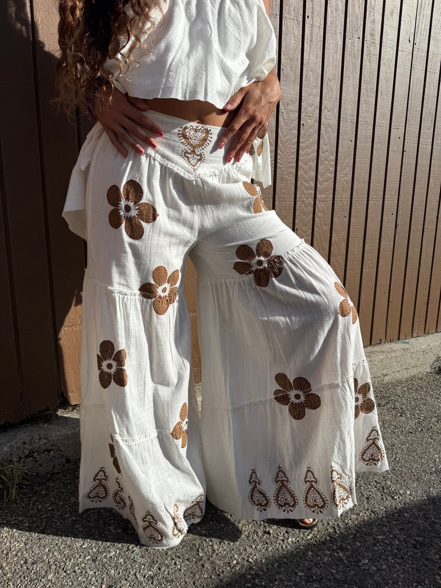 Boho Floral Cotton Two-Piece Set – One Size | Tiered Wide Leg Pants & Flowy Cami Top