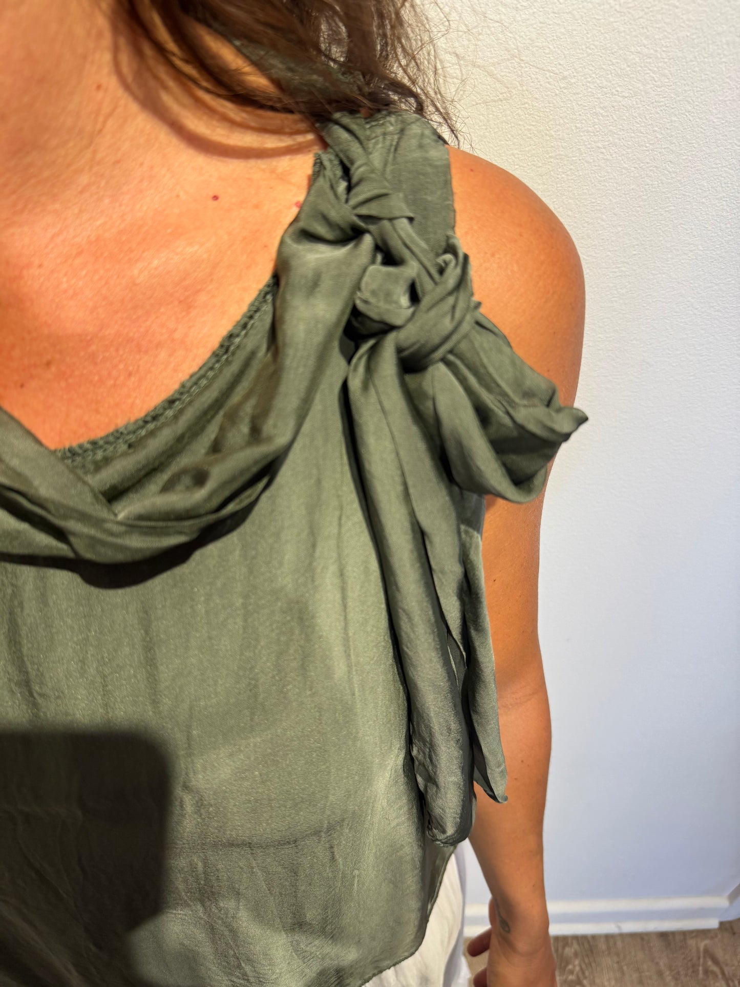 Silk Bow Asymmetric Top – Made in Italy