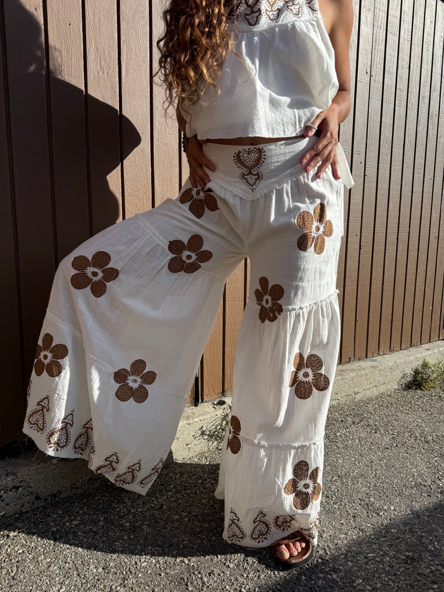 Boho Floral Cotton Two-Piece Set – One Size | Tiered Wide Leg Pants &amp; Flowy Cami Top