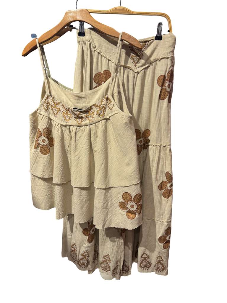 Boho Floral Cotton Two-Piece Set – One Size | Tiered Wide Leg Pants &amp; Flowy Cami Top